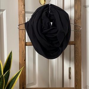 Black infinity scarf
